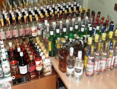 Σειρά συλλήψεων στον Προμαχώνα για λαθραία αλκοολούχα ποτά